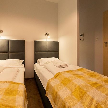 Rentplanet - Apartamenty Pstrowskiego Szklarska Poręba Exterior foto